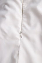 Blusa Senza Maniche con Scollo Halter e Profili a Contrasto