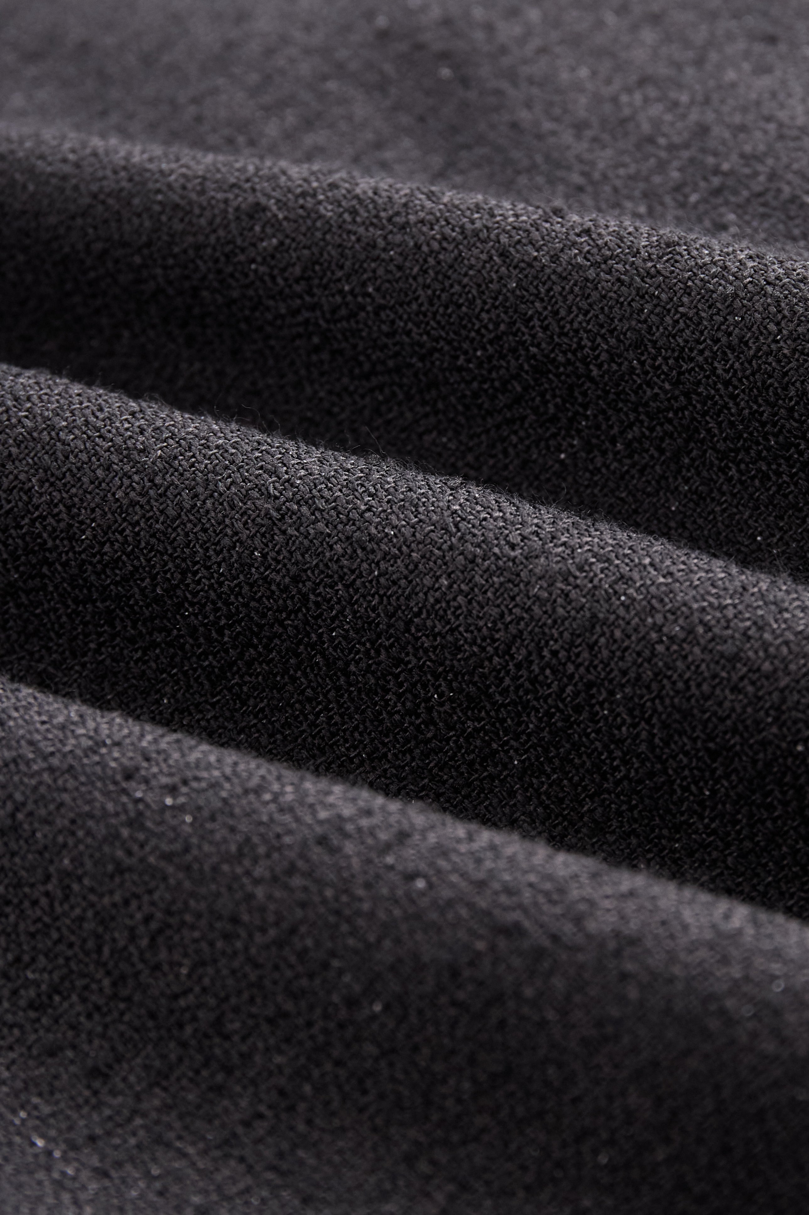 Completo Donna Due Pezzi con Gilet e Gonna Maxi con Bottoni Perla – Eleganza Raffinata & Fluida